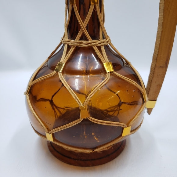 Vintage Carafe Bottle Hand Made Brown Amber  Glass Wicker Boho - Picture 5 of 16